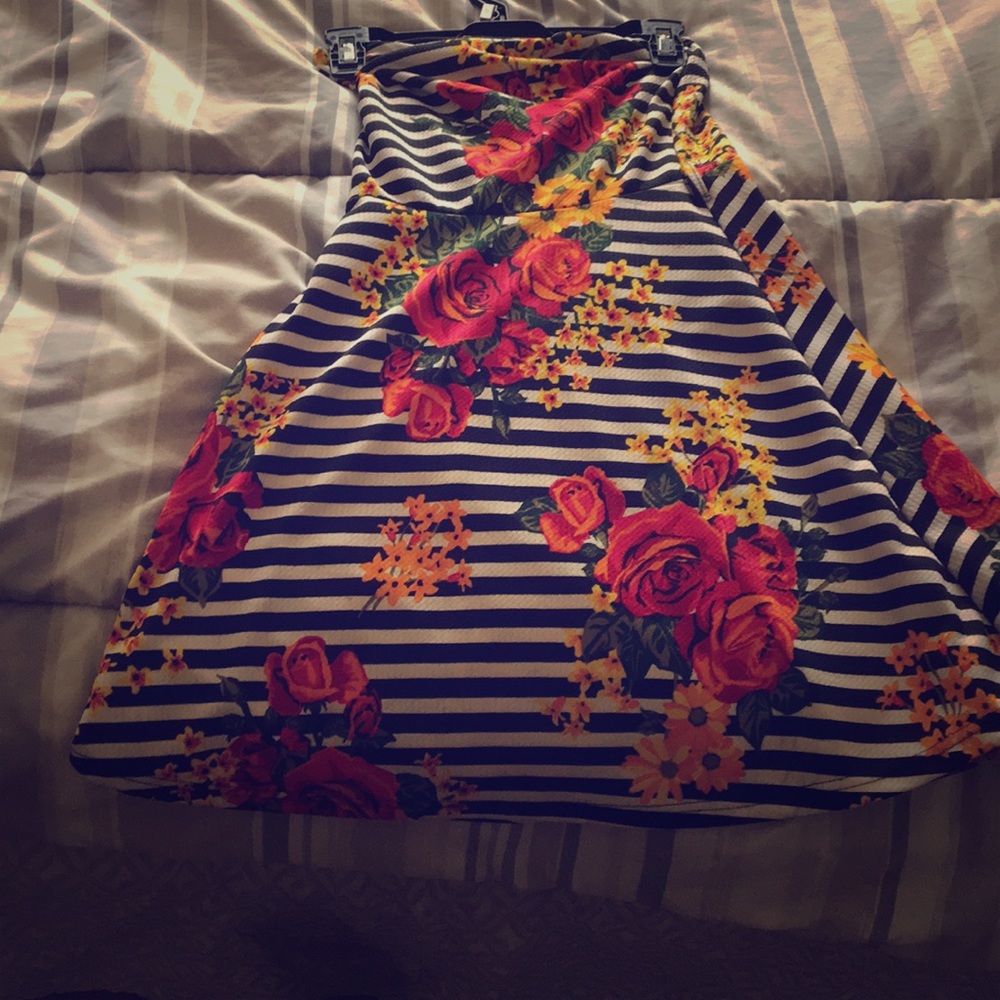 Beautiful short flower dressed sleeveless